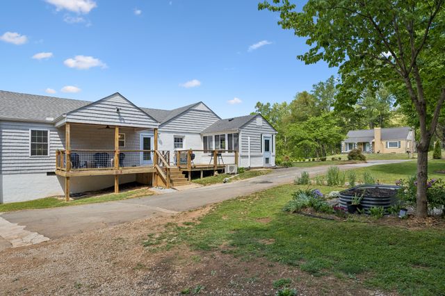 219 Rivermont Dr, Mcminnville, TN 37110