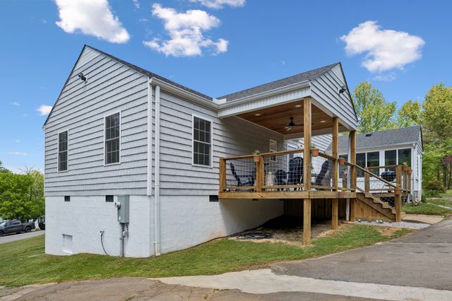 219 Rivermont Dr, Mcminnville, TN 37110