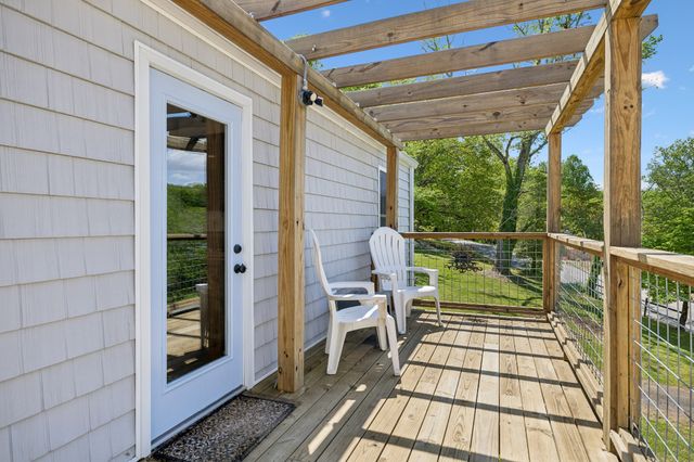 219 Rivermont Dr, Mcminnville, TN 37110