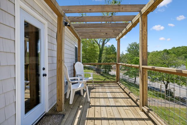 219 Rivermont Dr, Mcminnville, TN 37110