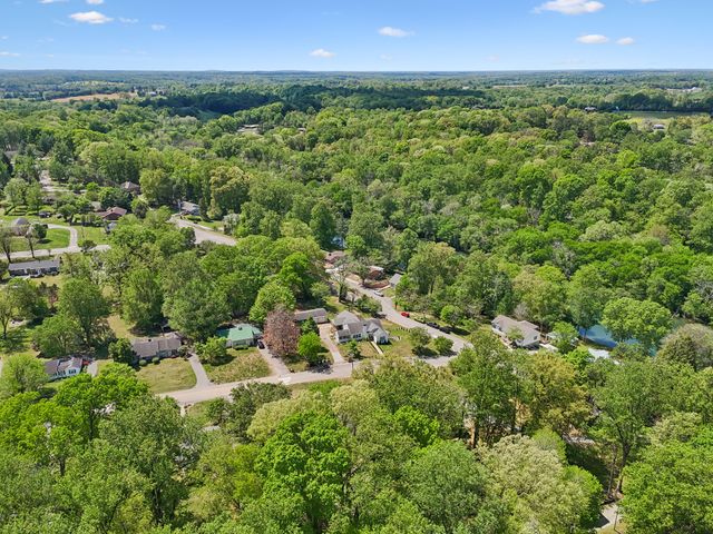 219 Rivermont Dr, Mcminnville, TN 37110