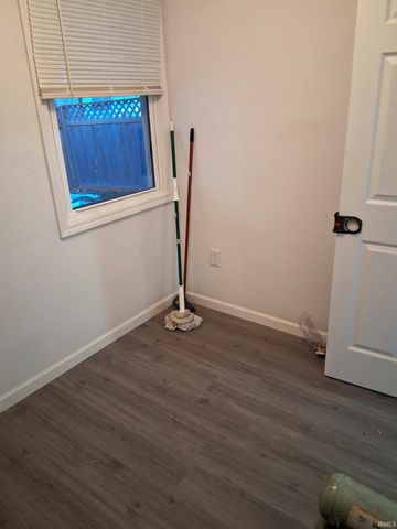 1242 Grant Avenue, Fort Wayne, IN 46803