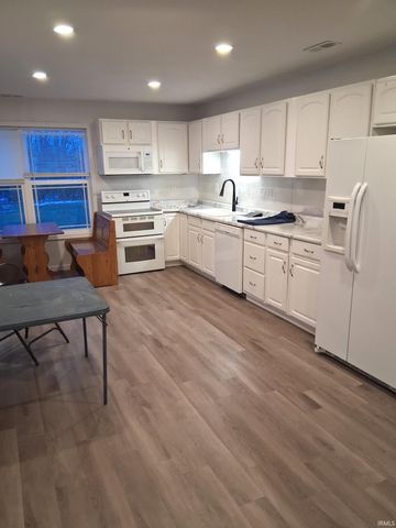 1242 Grant Avenue, Fort Wayne, IN 46803