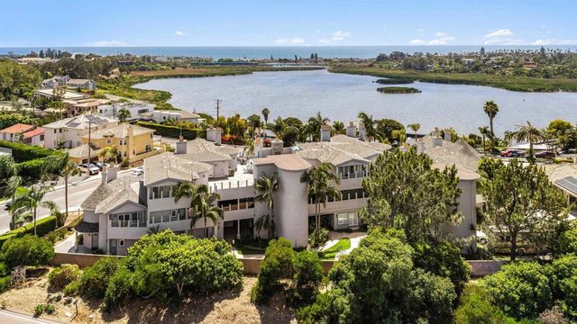 1128 Las Flores, Carlsbad, CA 92008