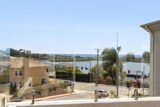 1128 Las Flores, Carlsbad, CA 92008