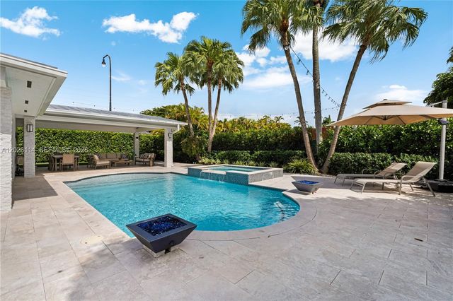 9641 SW 66th St, Miami, FL 33173