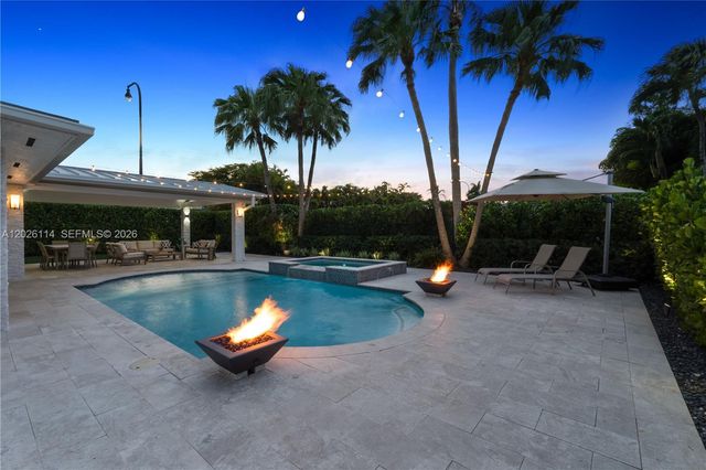 9641 SW 66th St, Miami, FL 33173