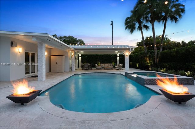 9641 SW 66th St, Miami, FL 33173