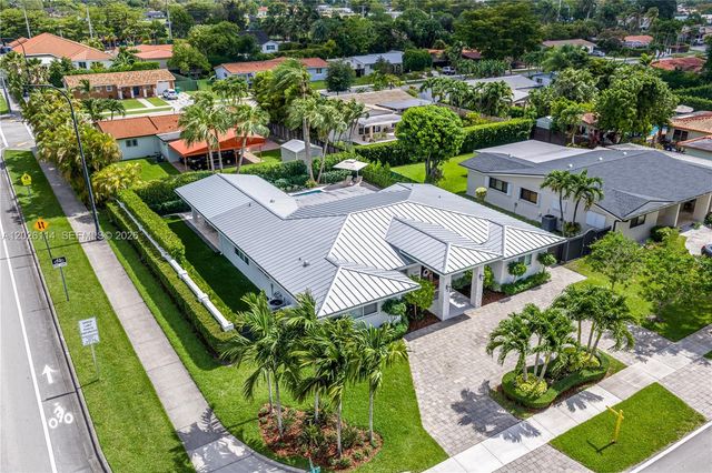 9641 SW 66th St, Miami, FL 33173