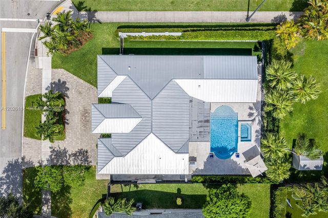 9641 SW 66th St, Miami, FL 33173
