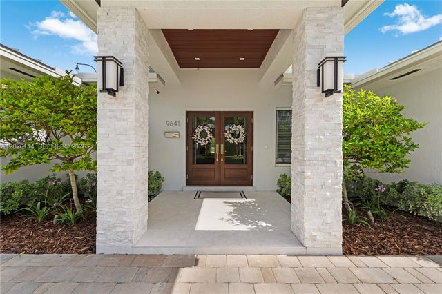 9641 SW 66th St, Miami, FL 33173