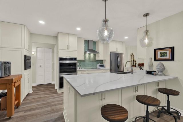 6625 BAYBROOKS CIRCLE, Tampa, FL 33617
