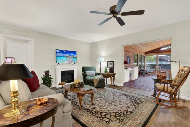 6625 BAYBROOKS CIRCLE, Tampa, FL 33617