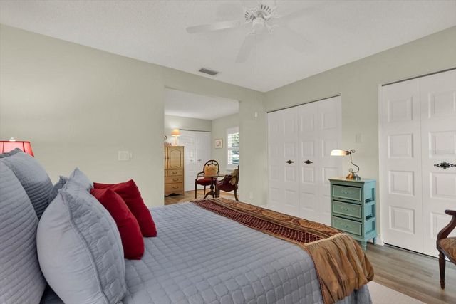 6625 BAYBROOKS CIRCLE, Tampa, FL 33617