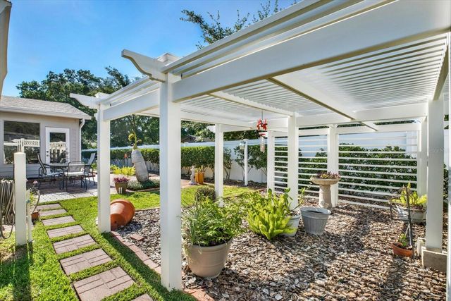 6625 BAYBROOKS CIRCLE, Tampa, FL 33617