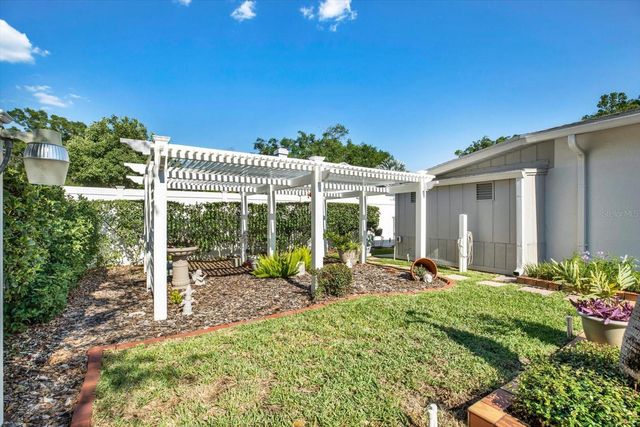 6625 BAYBROOKS CIRCLE, Tampa, FL 33617