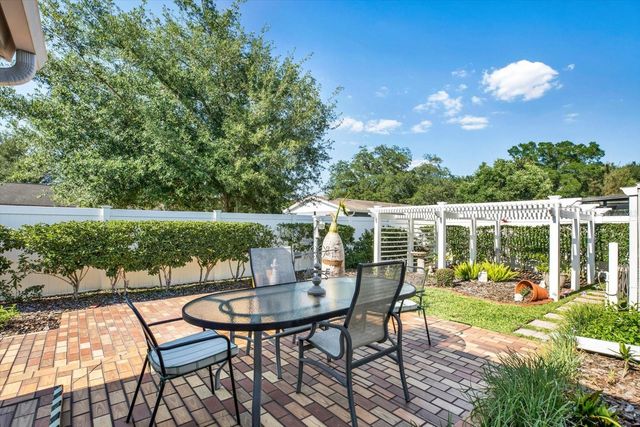 6625 BAYBROOKS CIRCLE, Tampa, FL 33617