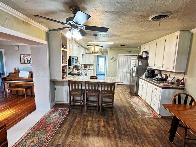 12900 Co Rd 5, Spearman, TX 79081