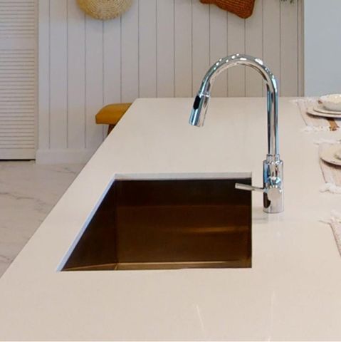 1630 Pantone Way NW, Palm Bay, FL 32907