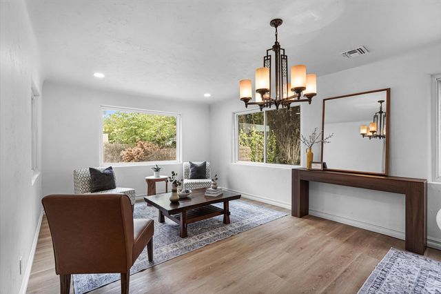 310 La Plata Road NW, Albuquerque, NM 87107
