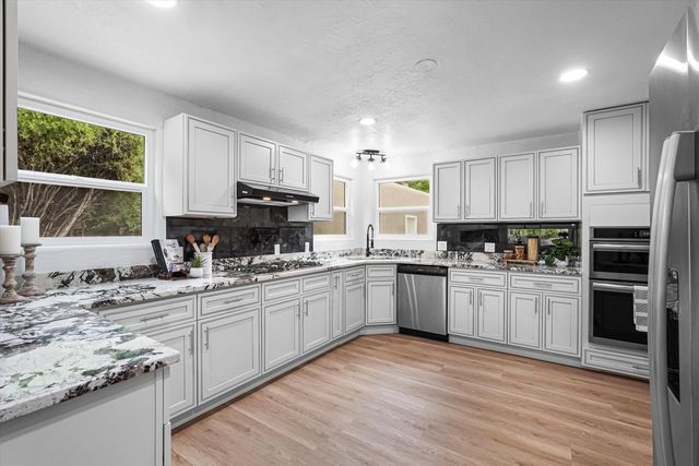 310 La Plata Road NW, Albuquerque, NM 87107