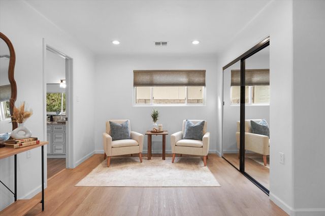 310 La Plata Road NW, Albuquerque, NM 87107