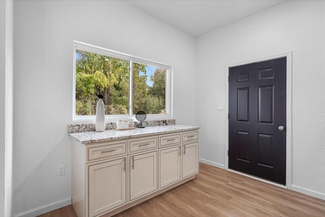 310 La Plata Road NW, Albuquerque, NM 87107