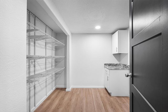 310 La Plata Road NW, Albuquerque, NM 87107