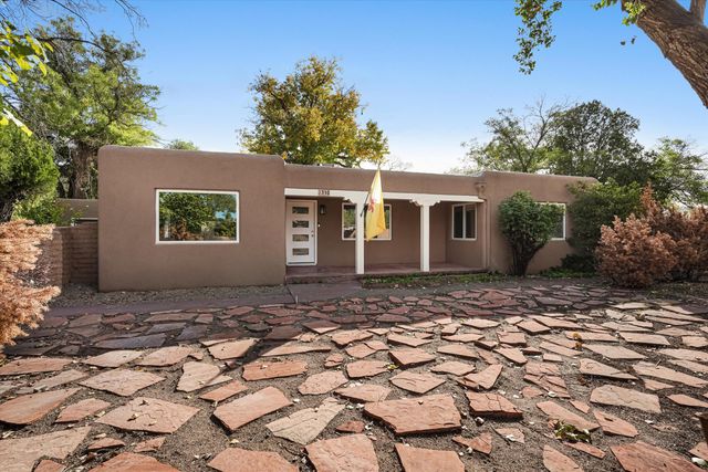 310 La Plata Road NW, Albuquerque, NM 87107