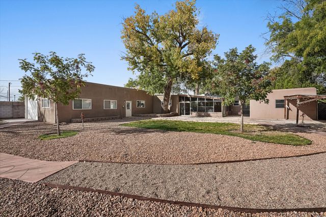 310 La Plata Road NW, Albuquerque, NM 87107