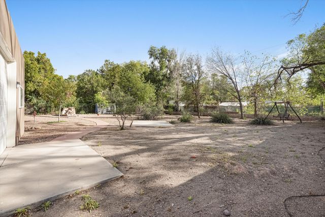 310 La Plata Road NW, Albuquerque, NM 87107