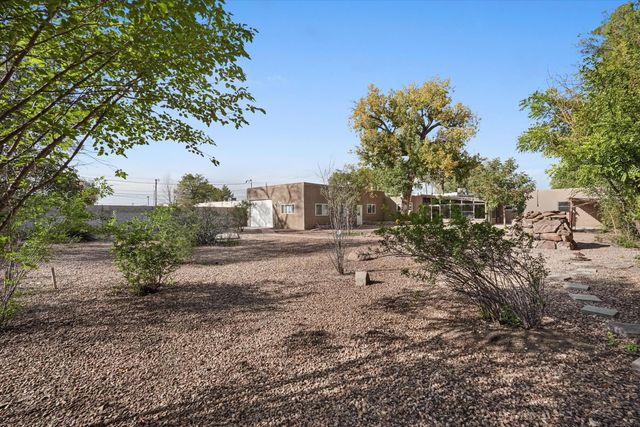 310 La Plata Road NW, Albuquerque, NM 87107