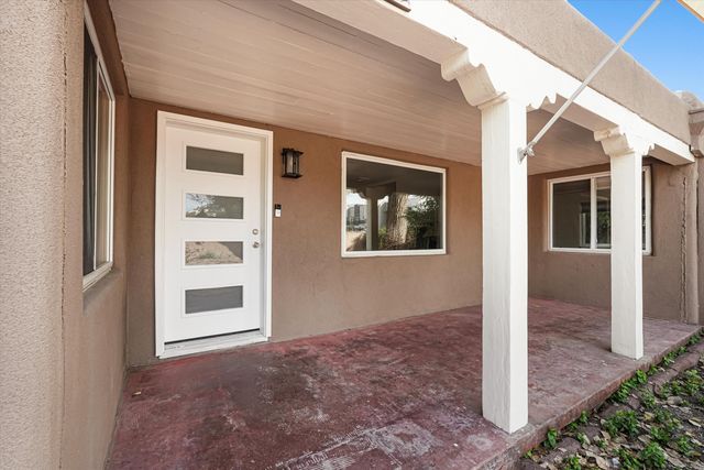 310 La Plata Road NW, Albuquerque, NM 87107