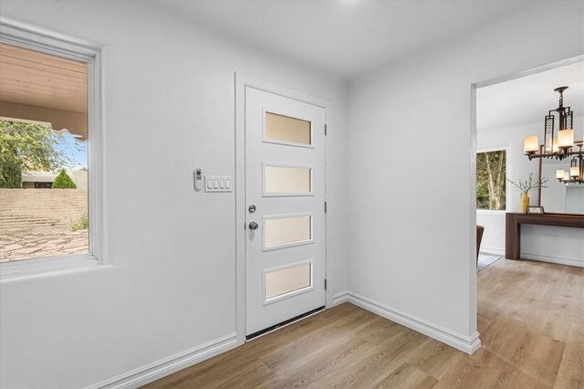 310 La Plata Road NW, Albuquerque, NM 87107