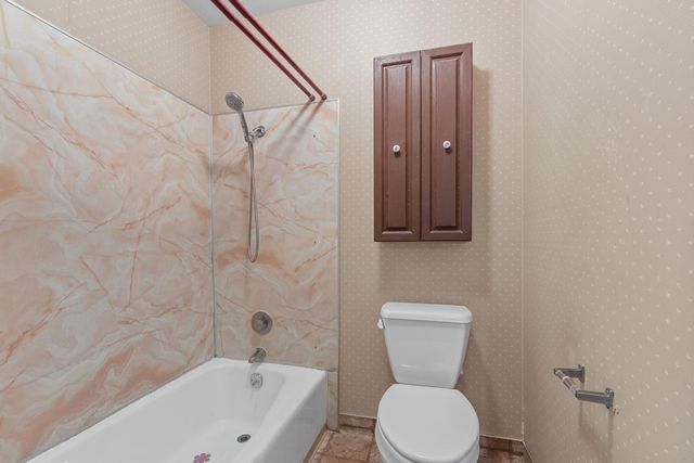 6439 Rolling Way, Carmichael, CA 95608