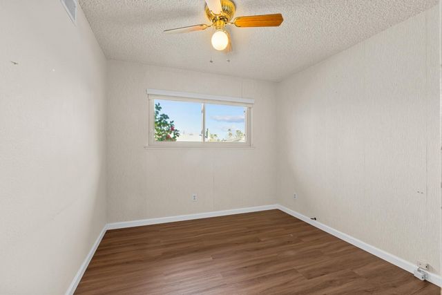 6439 Rolling Way, Carmichael, CA 95608