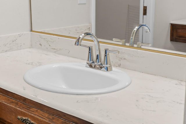 6439 Rolling Way, Carmichael, CA 95608