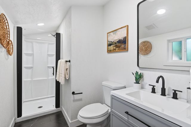 2036 Placer Street, Redding, CA 96001