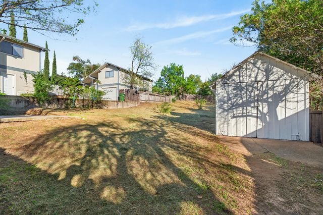 2036 Placer Street, Redding, CA 96001