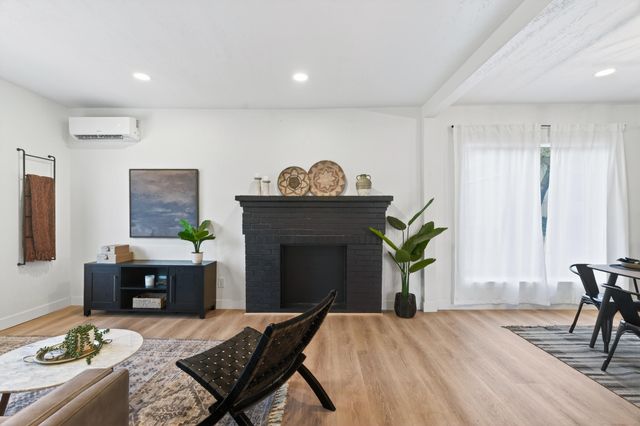 2036 Placer Street, Redding, CA 96001