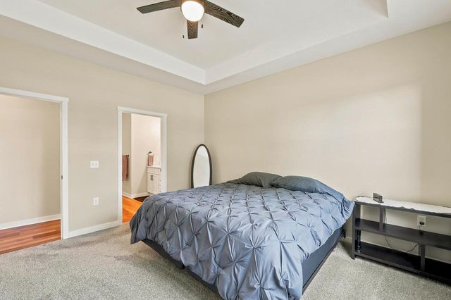 1291 Carolyn BOULEVARD, Mayville, WI 53050