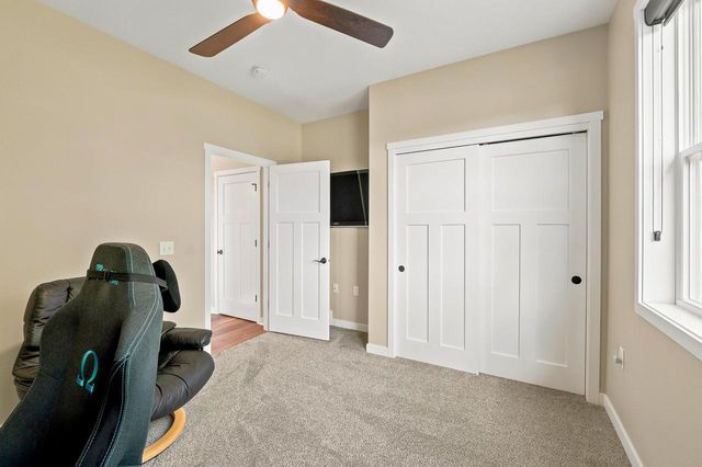 1291 Carolyn BOULEVARD, Mayville, WI 53050