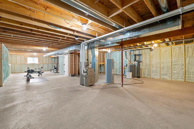 1291 Carolyn BOULEVARD, Mayville, WI 53050