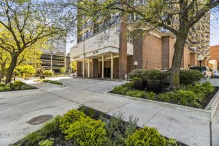 4170 N Marine Drive 9F, Chicago, IL 60613