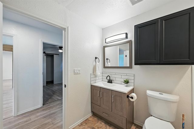 1003 SE 1st Avenue, Mineral Wells, TX 76067