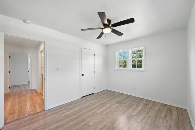 1003 SE 1st Avenue, Mineral Wells, TX 76067