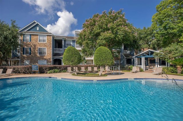 19100 N Glenwest Drive 1130, Friendswood, TX 77546