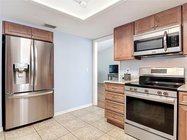 1807 VIRGINIA COURT, Tavares, FL 32778