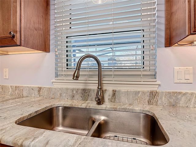 1807 VIRGINIA COURT, Tavares, FL 32778