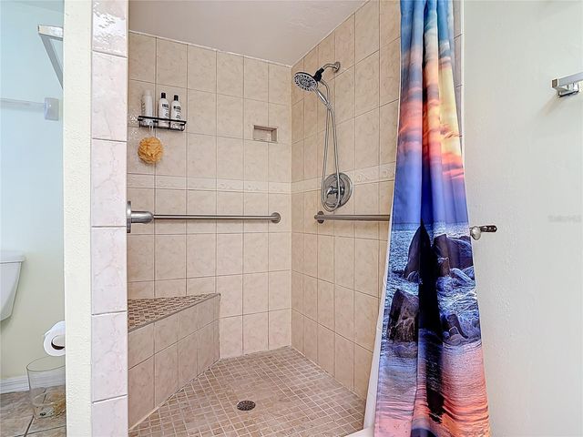 1807 VIRGINIA COURT, Tavares, FL 32778